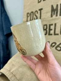 Image 3 of ‘Red Mare Mug’ Horse Mug 