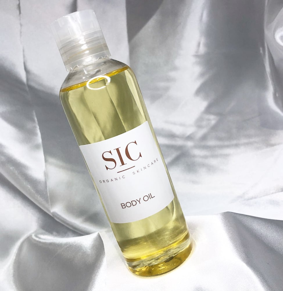 Image of Luxurious Body Oil