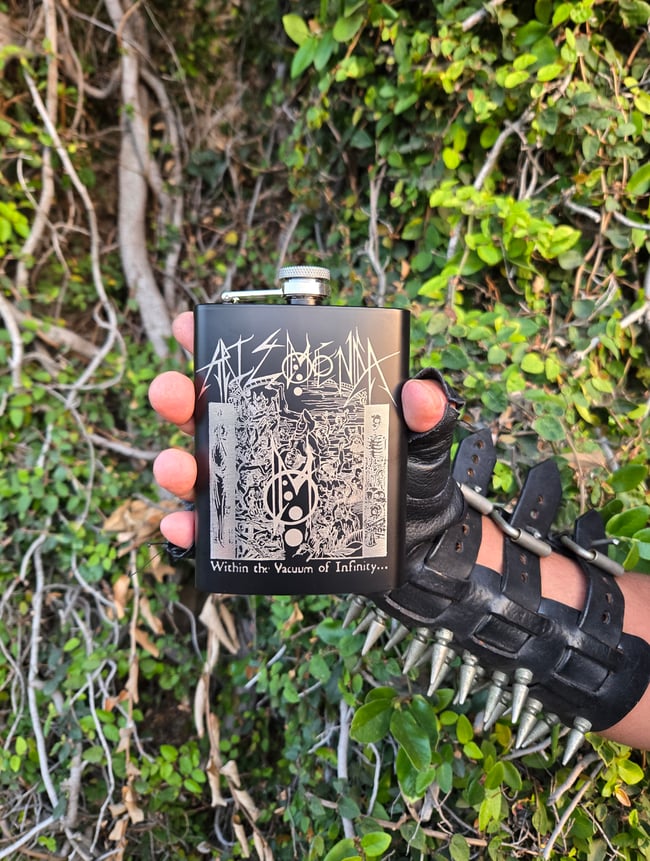 Arizmenda - Metal Engraved Flask