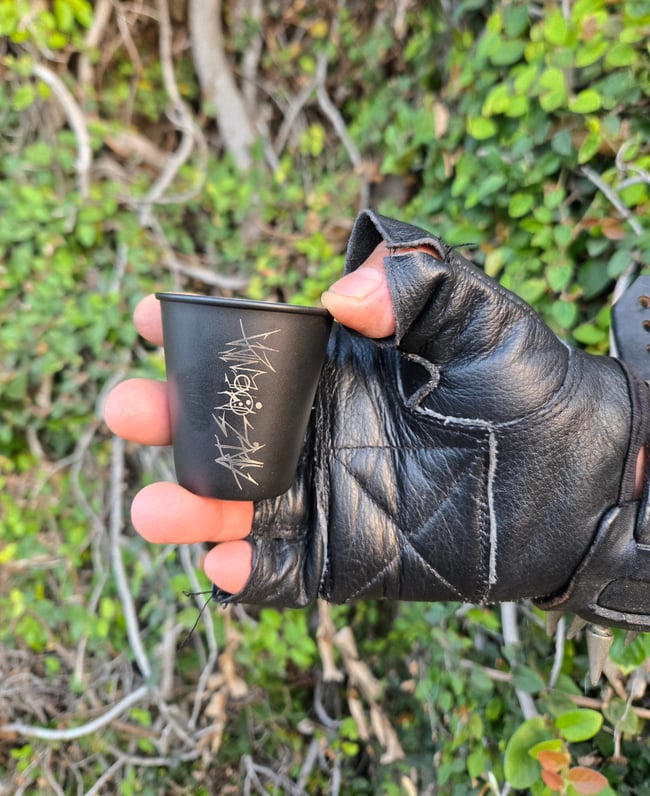 Arizmenda - Metal Engraved Flask