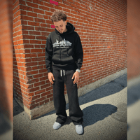 Image 3 of NEW YORK POP-UP HOODIE