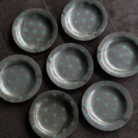 Image 3 of Assiette creuse à pois