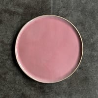 Image 1 of PRÉCOMMANDE — Assiette 24cm rose