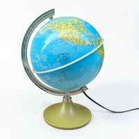 Image 3 of Mappemonde lumineuse ancienne globe terrestre lumineux en plastique vintage 1970