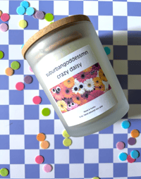 Image 2 of crazy daisy candle
