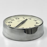 Image 8 of 25 cm  - Horloge Brillié industrielle aluminium poli miroir - Pendule Brillié fonctionnelle