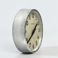 Image 2 of 25 cm  - Horloge Brillié industrielle aluminium poli miroir - Pendule Brillié fonctionnelle