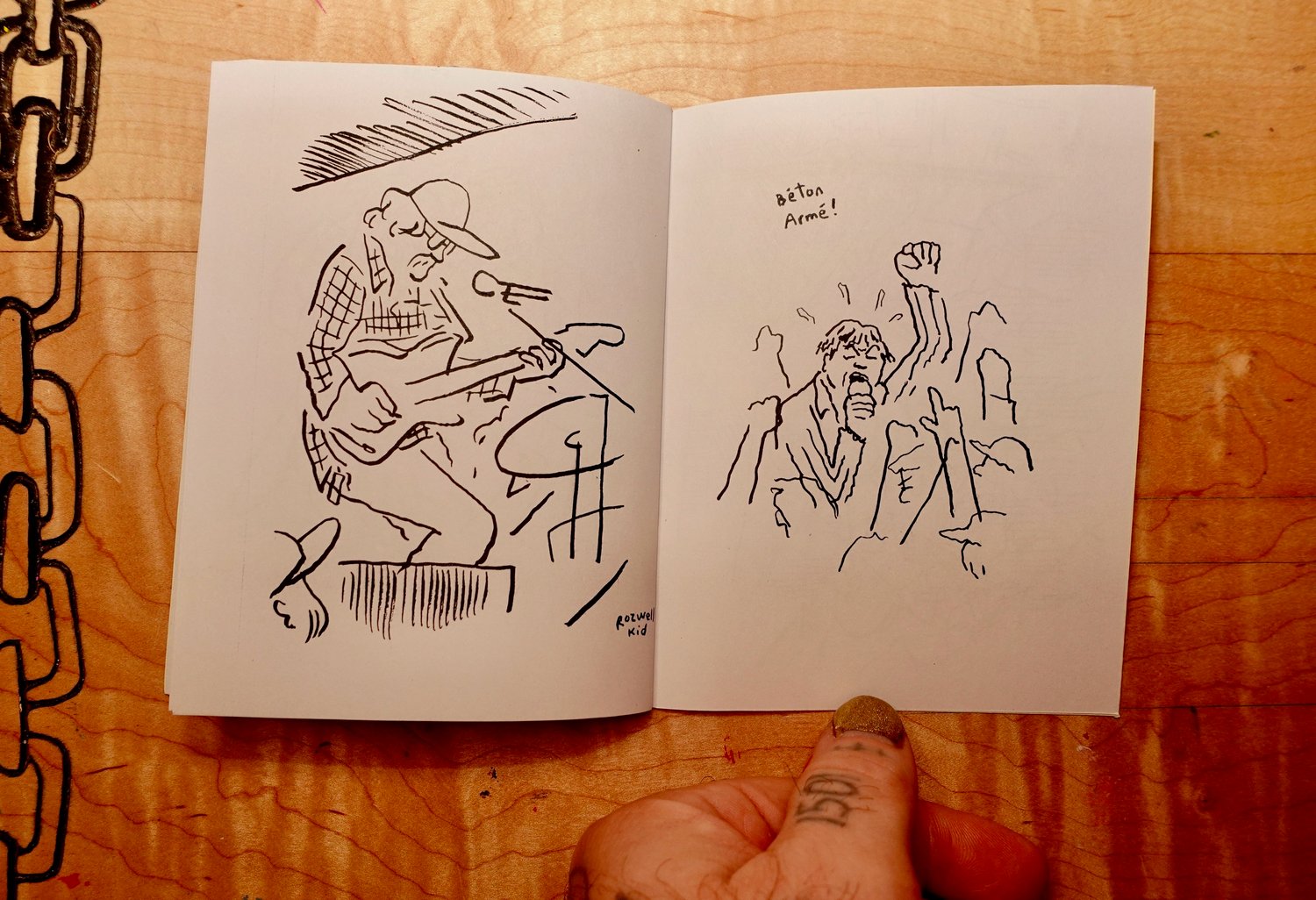 Image of Zine " Pouzza Sketchbook " Zine par Pascal Girard
