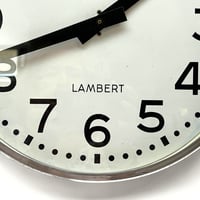 Image 7 of 30 cm Horloge industrielle Lambert en aluminium poli miroir des années 1950 -Fonctionnelle