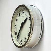 Image 5 of 26 cm - Horloge ATO industrielle aluminium poli miroiret chrome - 1940 - Fonctionnelle