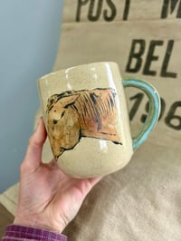 Image 2 of ‘Red Mare Mug’ Horse Mug (5)