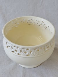 Image 4 of Cream Lace Footed Planter