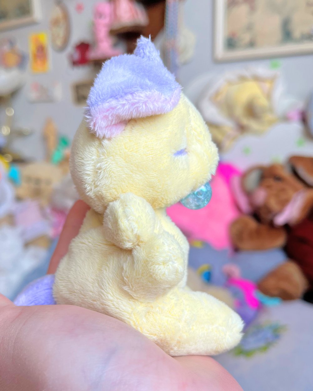 Image of Hugg-A-Me Babey! Erm.. Yellow Glorp 