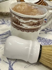 Image 2 of Gentlemen’s England Brown Landscape Palo Santo Tallow Shaving Soap Set 