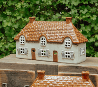 Image 3 of Brindle Row Tealight Cottage