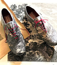 Image 2 of Petites chaussures d’enfant