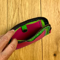 Image 4 of Cartera-tarjetero verde y rosa 