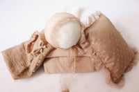 Image 1 of Nut Set