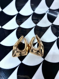 Image 3 of Venus hoop