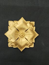 Image 6 of Ornate Wall Hanging Plaque Set of 6 Gold Flower Art Resin Ornate