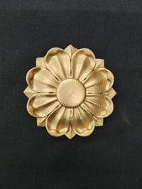 Image 3 of Ornate Wall Hanging Plaque Set of 6 Gold Flower Art Resin Ornate