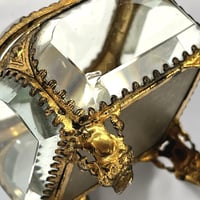 Image 11 of Ancienne boîte à bijoux en laiton et verre biseauté Napoléon III fin XIXe