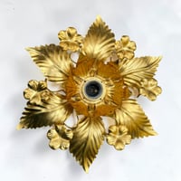 Image 2 of Applique murale fleur en métal doré à la feuille vintage - Applique florentine