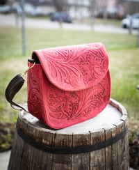 Image 12 of Ella crossbody 