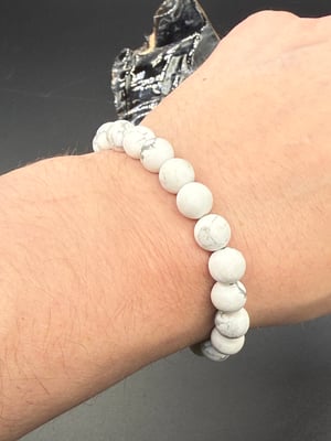 8mm Matte Howlite Bracelet