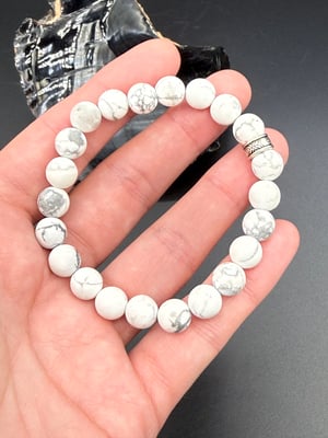 8mm Matte Howlite Bracelet