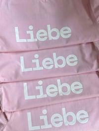 Aesthetik Movement tshirt LIEBE pink 