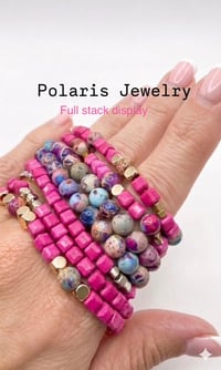 Image 2 of Magenta Cube Simple Bracelet