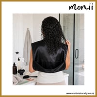 Image 4 of Monii™ Wearable Beauty Cover – Hands-Free Wash Day Protection