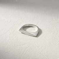 Image 1 of ​Anillo geométrico Aelita