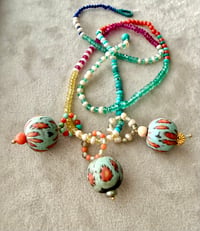 Image 4 of Perles anciennes amulettes A