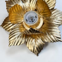 Image 8 of Applique fleur en métal doré à la feuille d'or vintage 1970 Applique feuilles dorées vintage