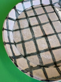 Image 2 of Plaid - 9in plate