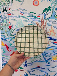 Image 3 of Plaid - 9in plate