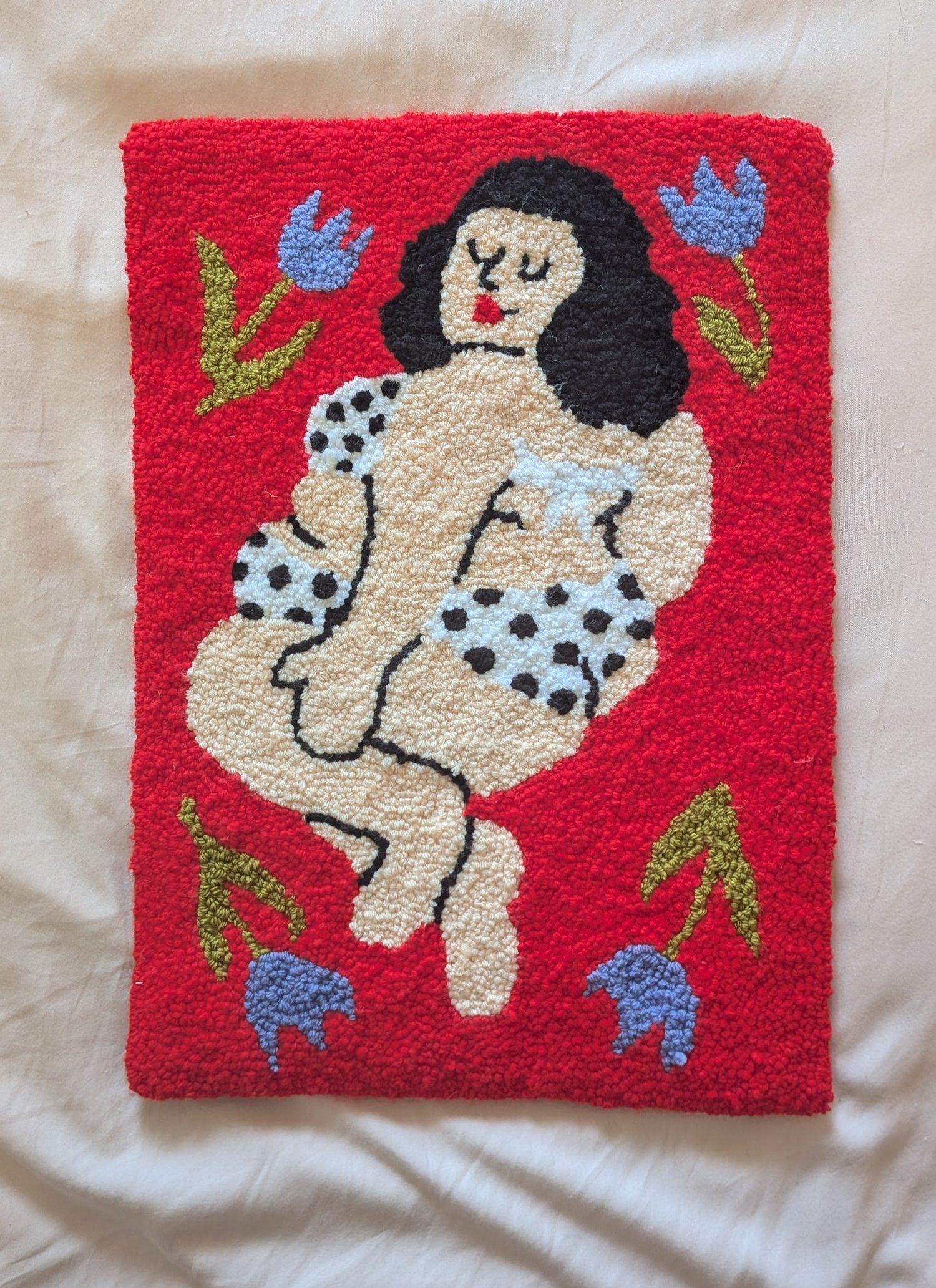 Image of Polka Dot + Tulips - Rug Hooking