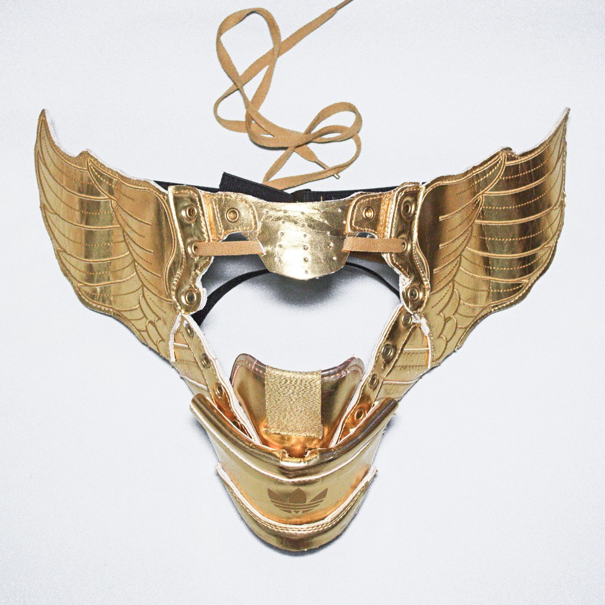Image of SNKR GLD WING MASK