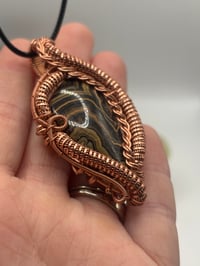 Image 3 of Tube onyx