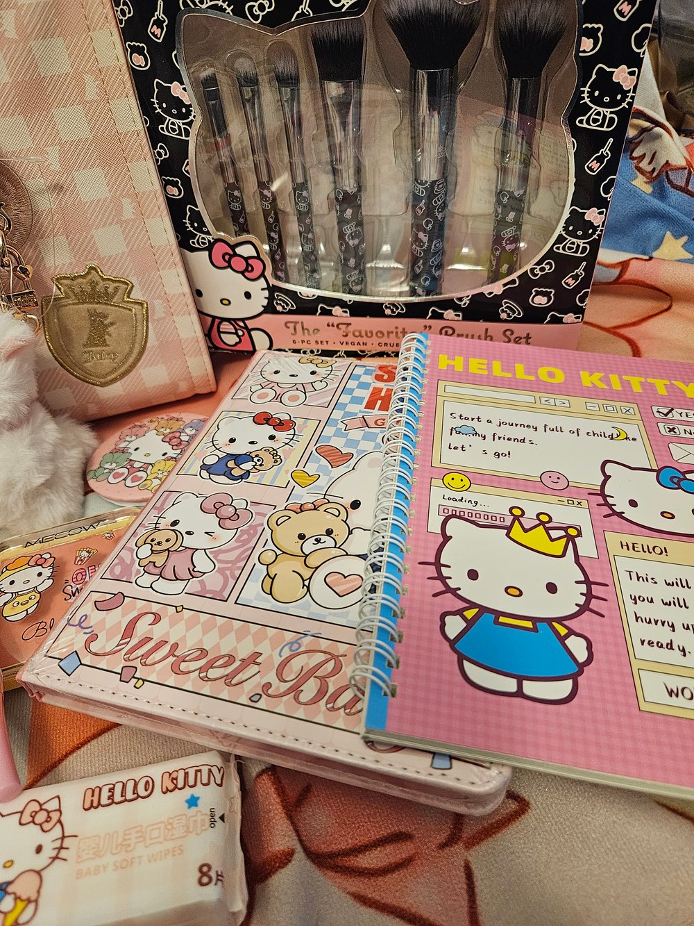 Image of Study In Style Tote Meets Hello Kitty Bundle 