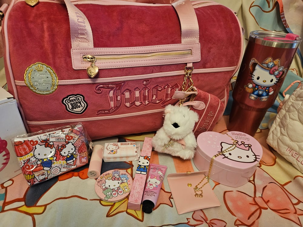 Image of Study In Style Weekender Meets Hello Kitty Bundle 