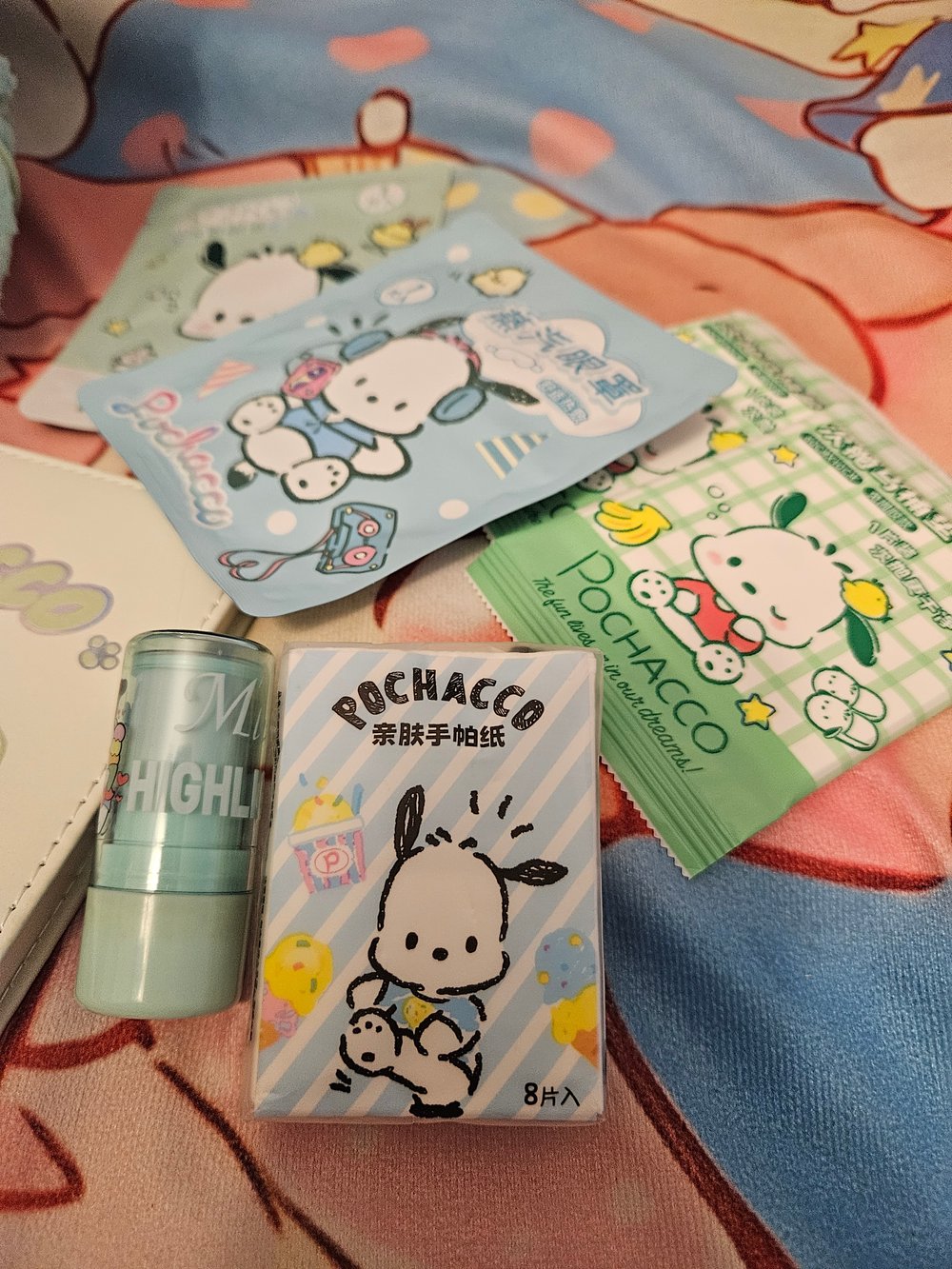 Image of Pochacco XXL Travel Bag Bundle 