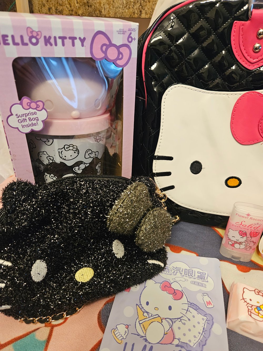 Image of Hello Kitty Black & Hot Pink Travel Bag Bundle 