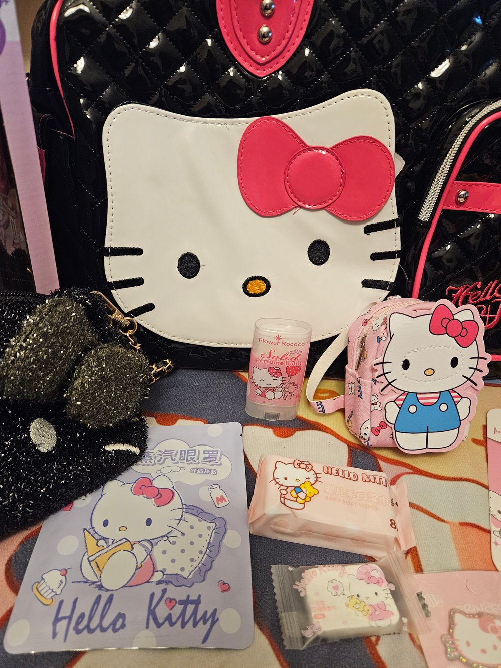 Image of Hello Kitty Black & Hot Pink Travel Bag Bundle 