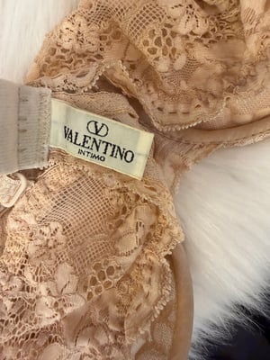 Image of Size 36C - Vintage Valentino Intimo Designer 1980s Beige Lace Bra