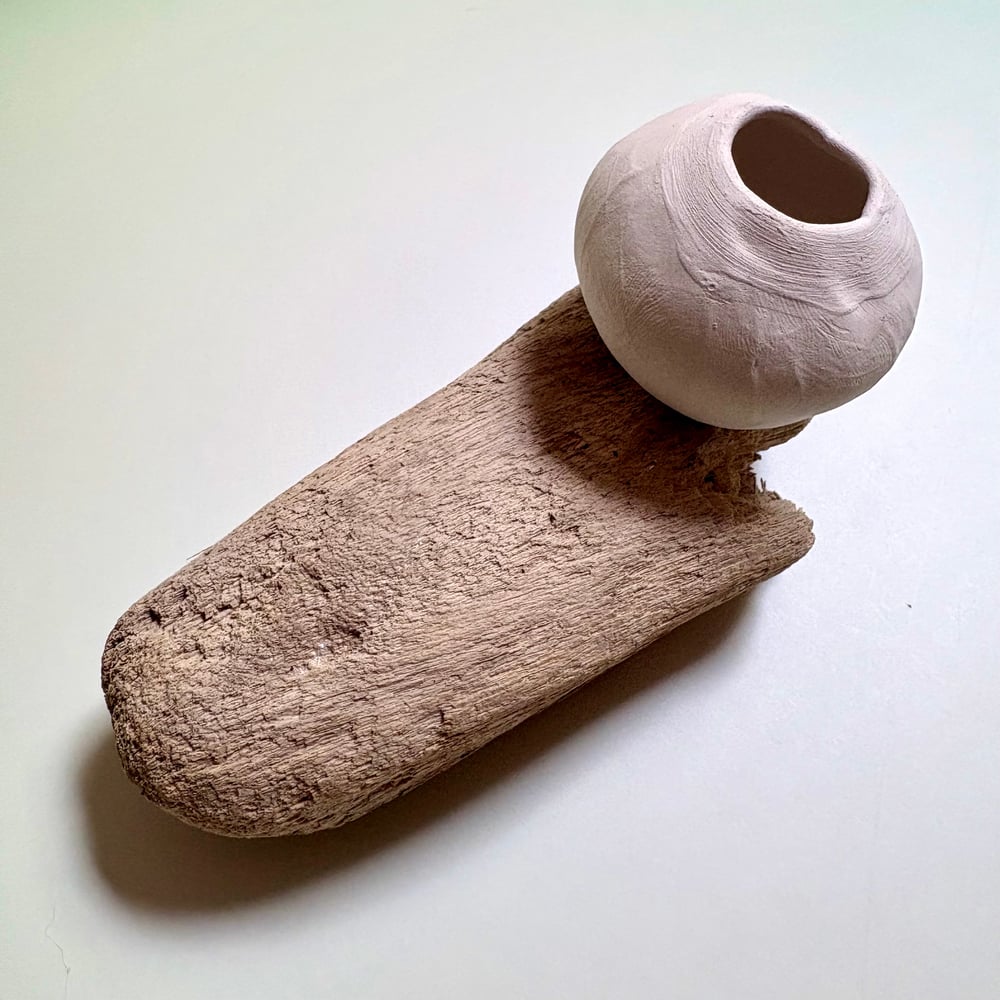 Image of Solo pinch pot wall piece 
