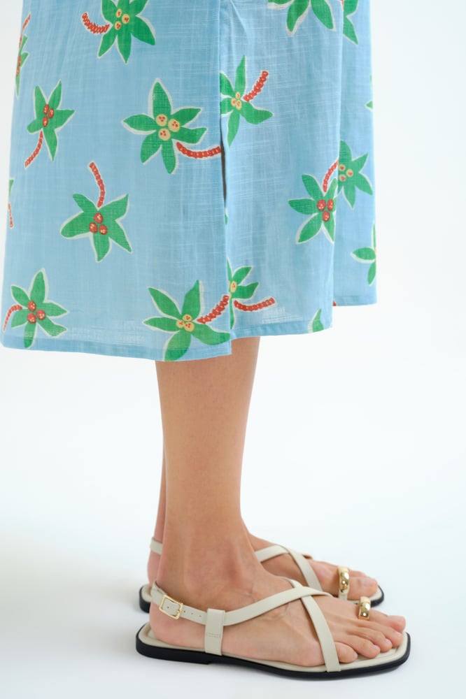 Image of Vestido midi con estampado palmeras.