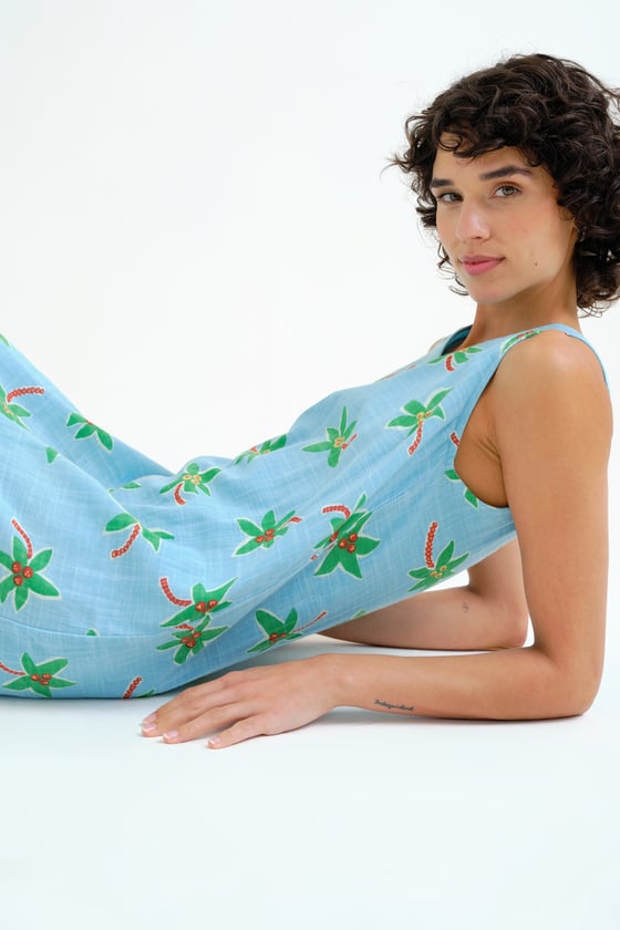 Image of Vestido midi con estampado palmeras.
